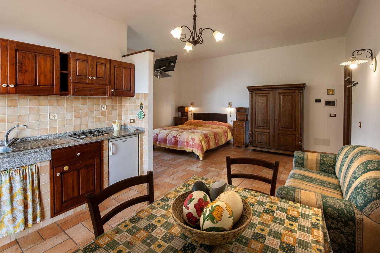 Agriturismo Fattoria Poggio Boalaio Villa Orvieto Habitación foto